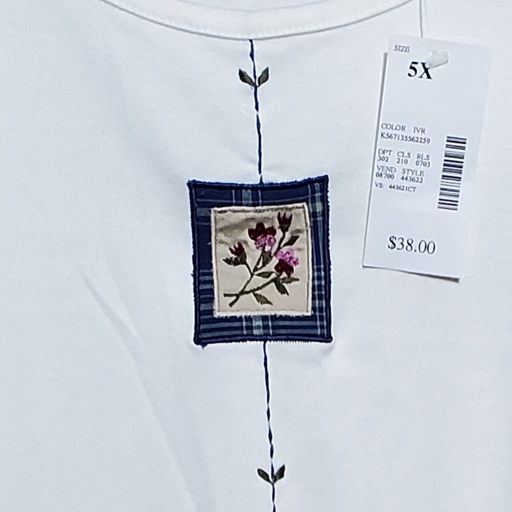 Woman's Plus Size Flower Designed Shirt - Picture 2 of 10
